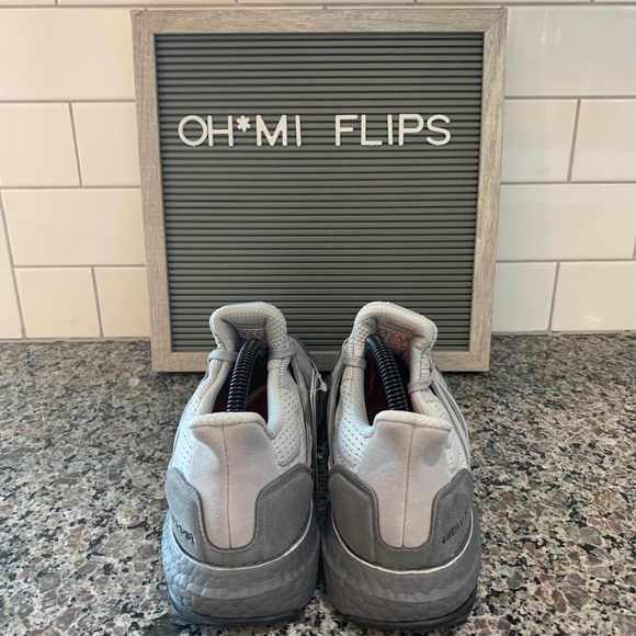 Adidas UltraBOOST S&L Mens Running Shoes NIB - Picture 5 of 8